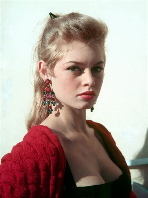 britanny bardot|Brigitte Bardot .